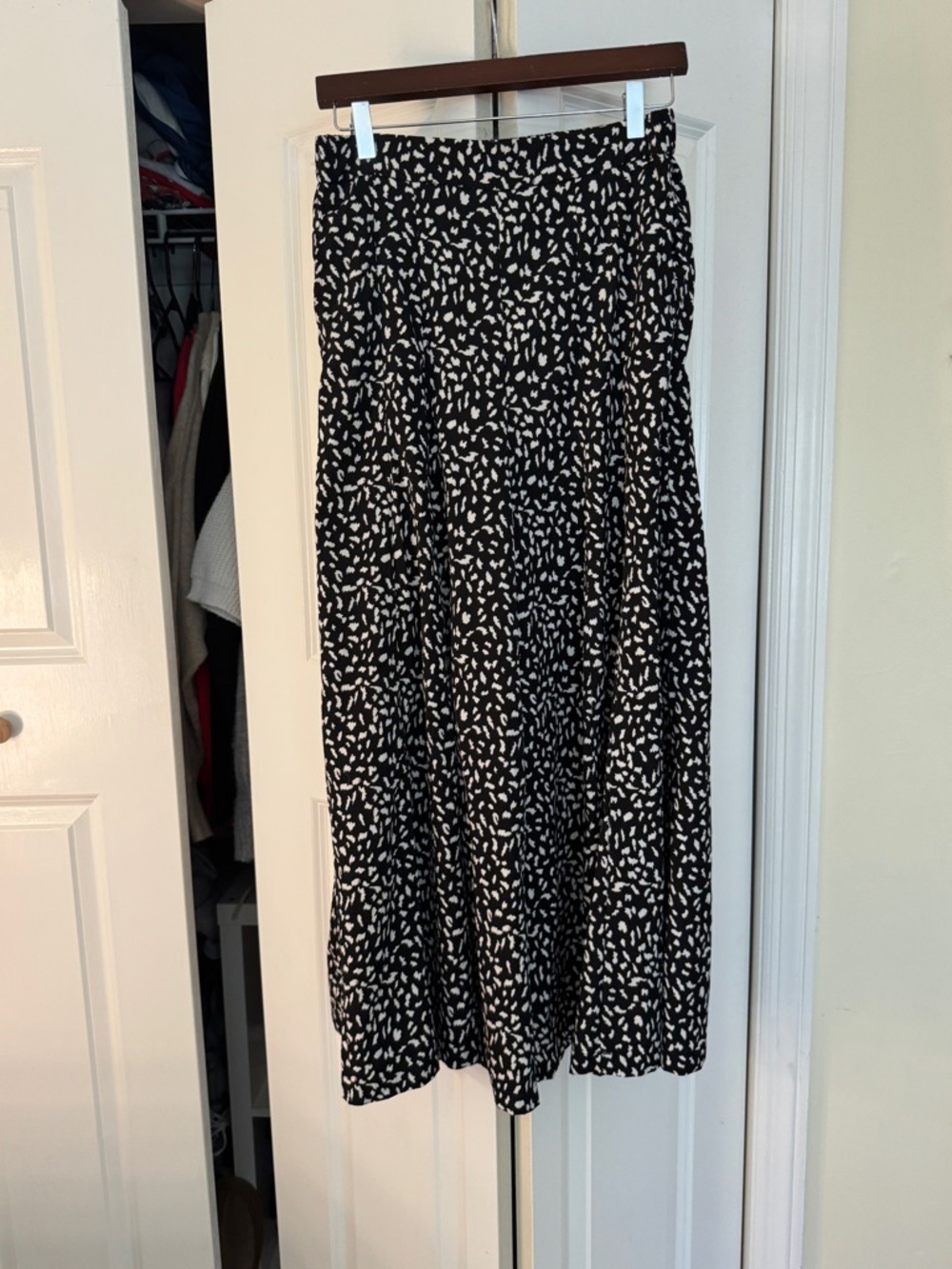 Francesca’s pants in great condition barely worn!